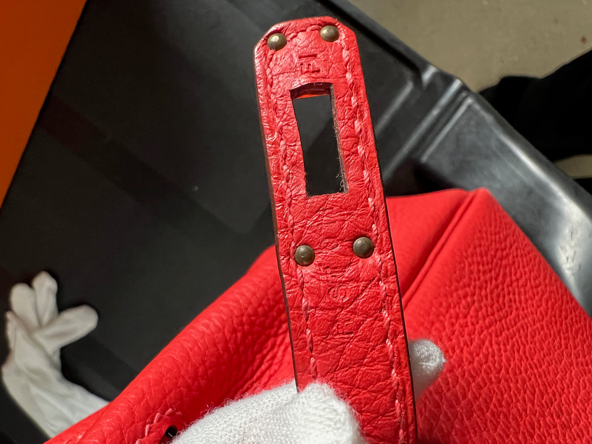 Hermès Geranium Togo Retourne Kelly 25 GHW Handbag