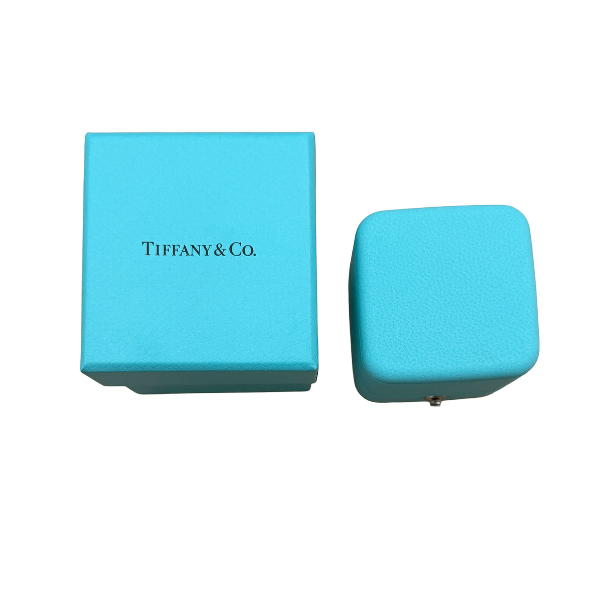 Tiffany & Co. Yellow Gold Diamond Tiffany T Wire Ring box