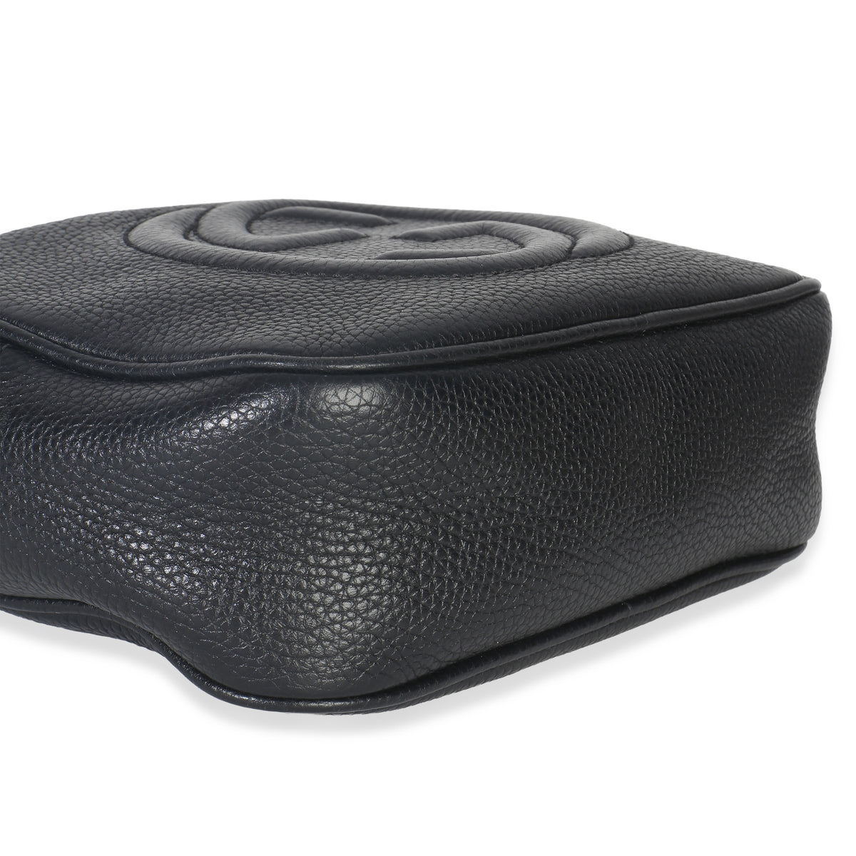 Gucci Black Pebbled Calfskin Small Soho Disco Crossbody Handbag clasp