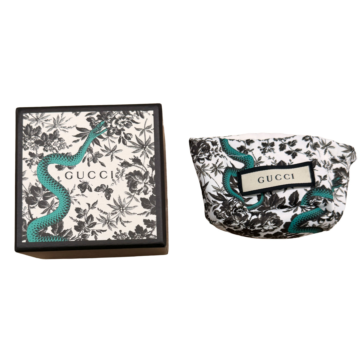 Gucci Sterling Silver  GG Pendant box