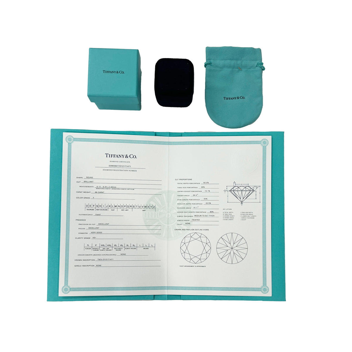 Tiffany & Co. 0.88 ct Round Brilliant Diamond Engagement Ring box