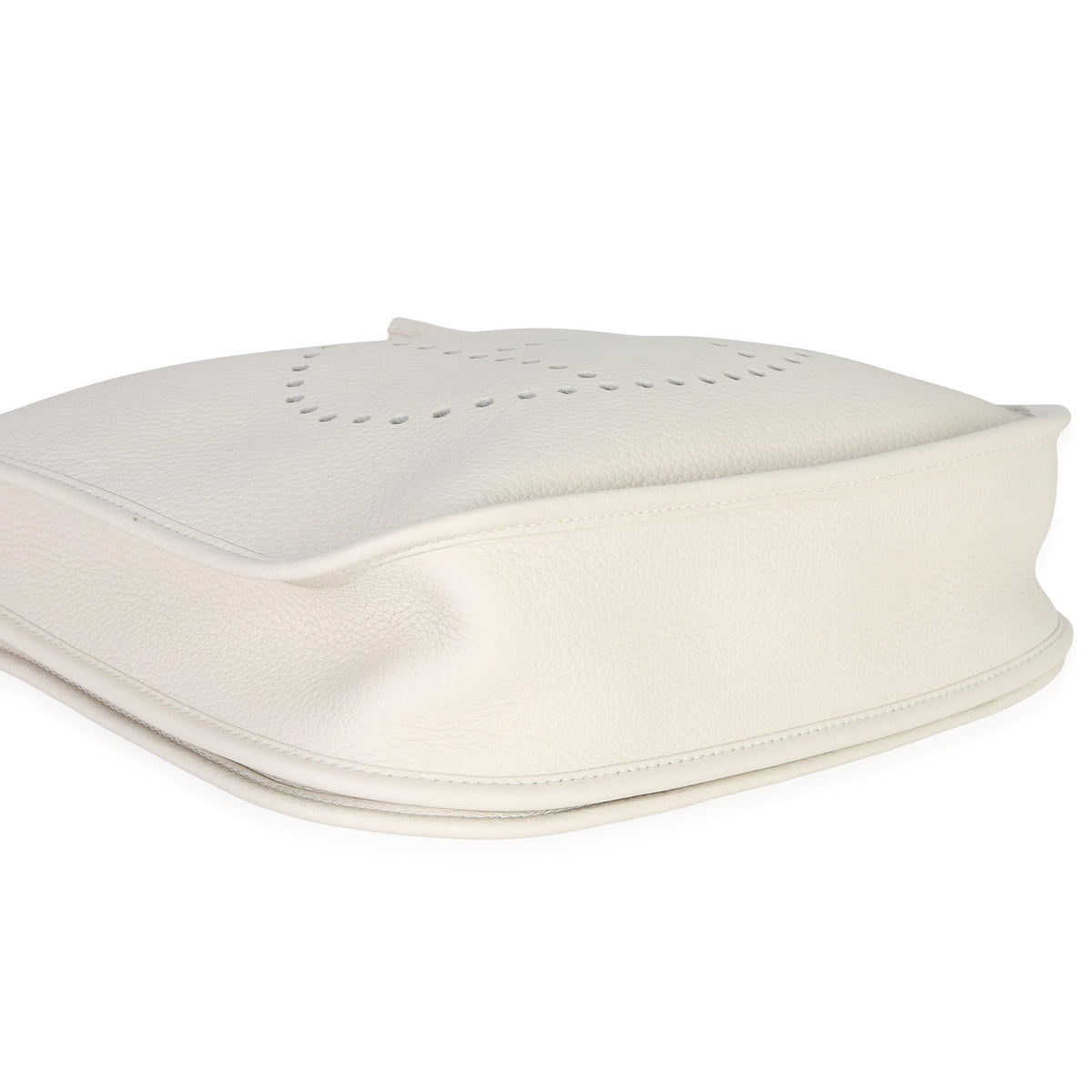 Hermès Craie Clemence Evelyne III PM GHW Handbag clasp